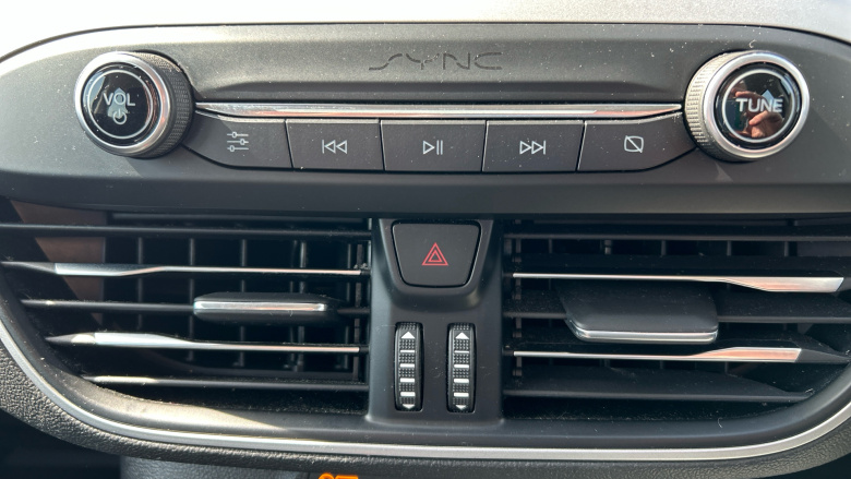 Ford Focus 1.5 EcoBlue 120 Zetec 5dr Diesel Hatchback